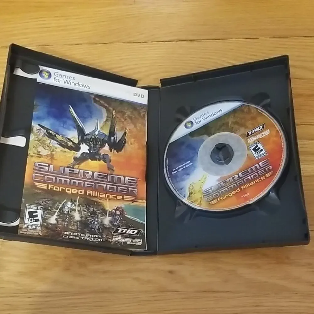 Lot of Windows PC Video Games Dungeons & Dragons, Supreme Commander, & Sacred 2